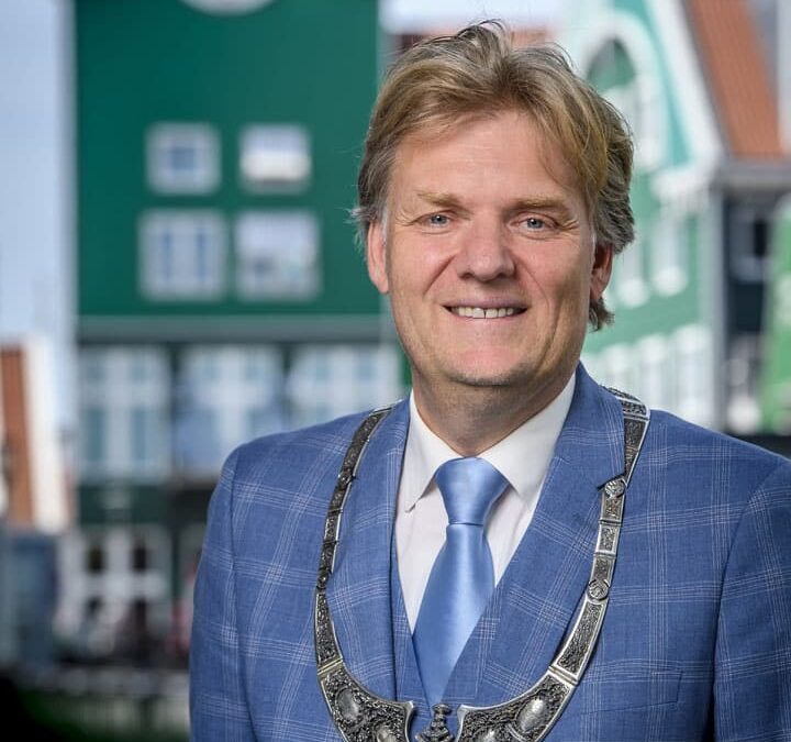 #19; Interview met burgemeester Hamming; iedereen doet mee in Zaanstad, of toch nog niet …..?
