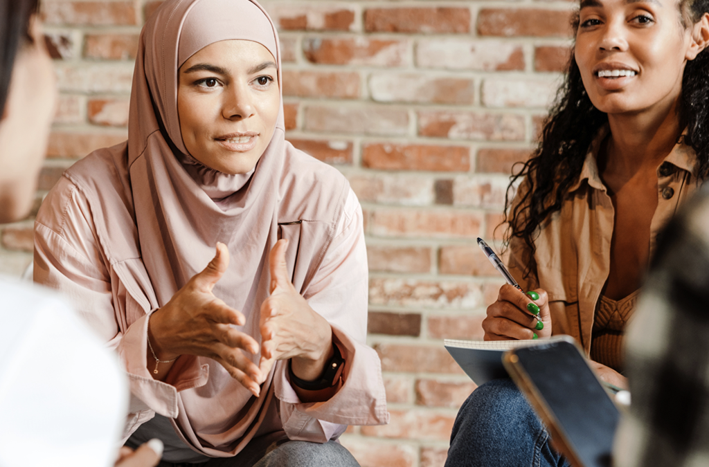 #030; Jongeren en de gemeenteraad; nieuwe kiezers ontmoeten jonge raadsleden